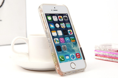 潮流與實(shí)用兼?zhèn)?iPhone 5s/4s爆閃水鉆手機(jī)殼詳解